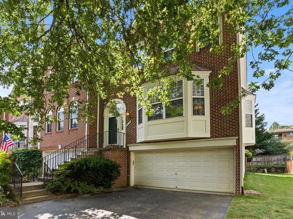2834 Little Falls Place, Falls Church VA 22042