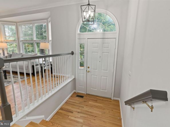 2834 Little Falls Place, Falls Church VA 22042