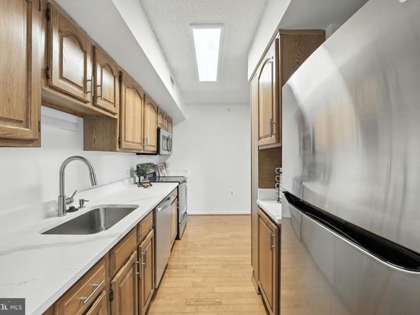 2230 George C Marshall Drive 814, Falls Church VA 22043