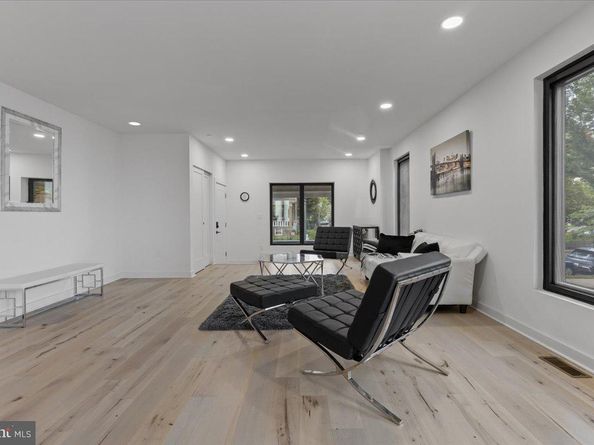 641 Quebec Place NW 1, Washington DC 20010