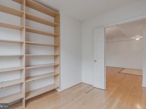 3835 9TH Street N 1001W, Arlington VA 22203
