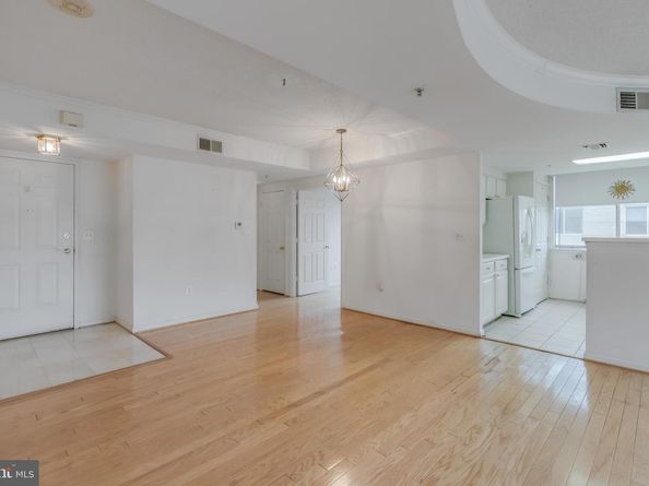 3835 9TH Street N 1001W, Arlington VA 22203