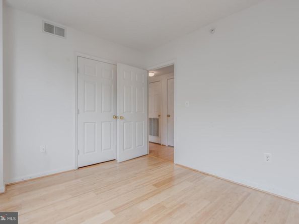 3835 9TH Street N 1001W, Arlington VA 22203