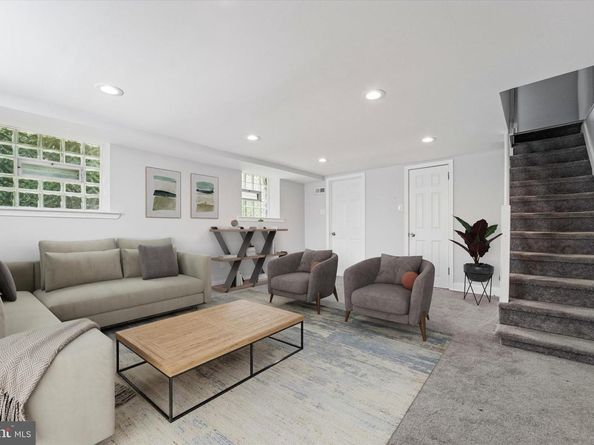 1005 E Dorset Street, Philadelphia PA 19150
