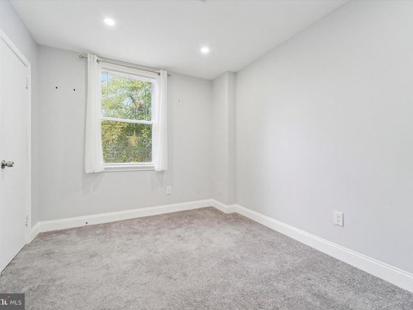 1005 E Dorset Street, Philadelphia PA 19150