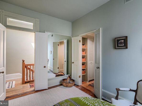424 4TH Street NE, Washington DC 20002
