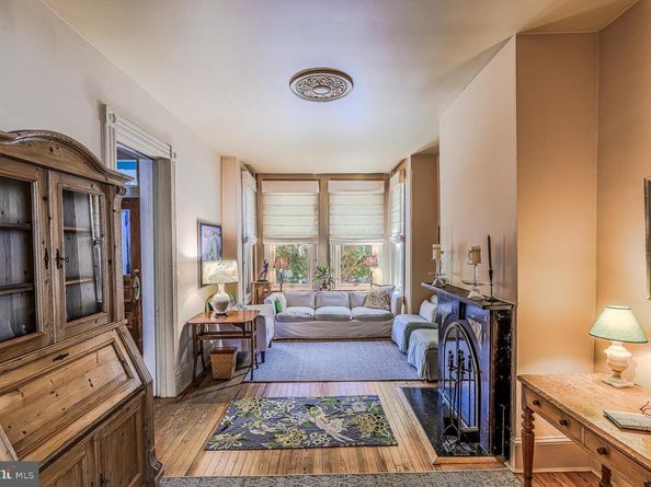 424 4TH Street NE, Washington DC 20002
