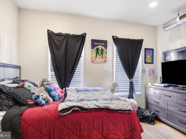 1921 S Bonsall Street, Philadelphia PA 19145