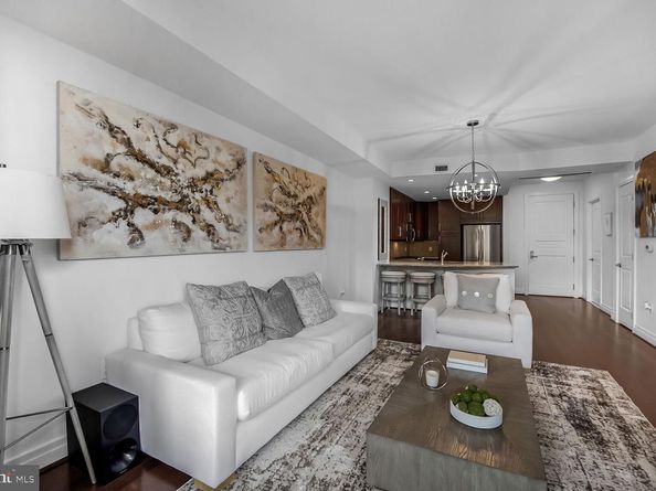 8220 Crestwood Heights Drive 314, Mclean VA 22102
