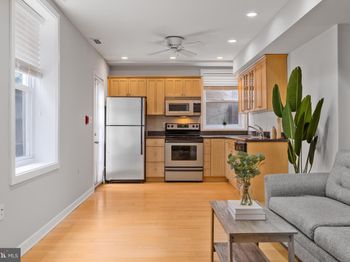 1516 Catharine Street