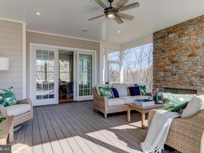 837 Nathan Hale, Berwyn PA 19312