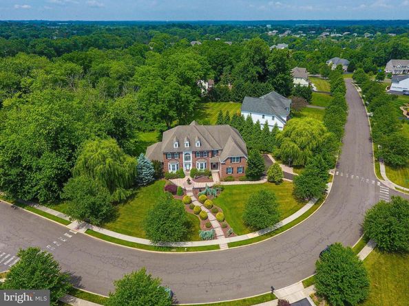 223 Cecelia Acres Drive, Ivyland PA 18974