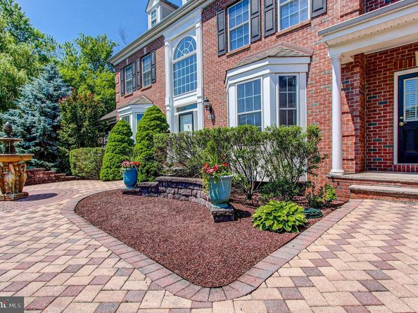 223 Cecelia Acres Drive, Ivyland PA 18974