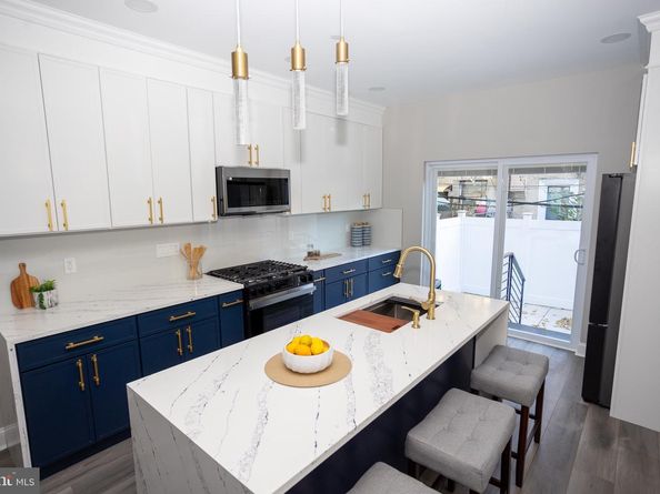 2127 Sigel Street, Philadelphia PA 19145