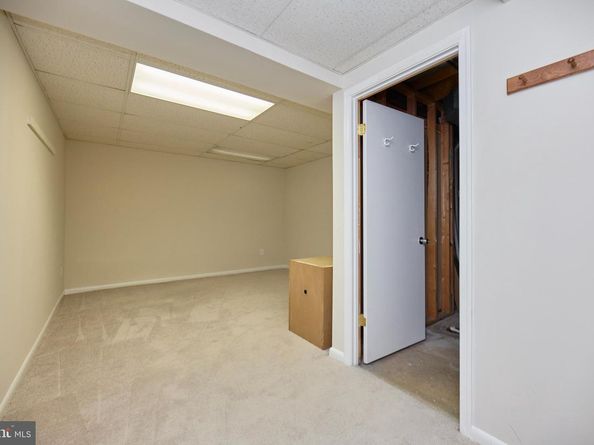 2055 Kedge Drive, Vienna VA 22181
