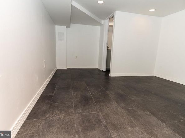 6641 Crowson Street, Philadelphia PA 19119