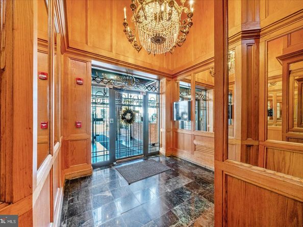 1080 Wisconsin Avenue NW 503W, Washington DC 20007