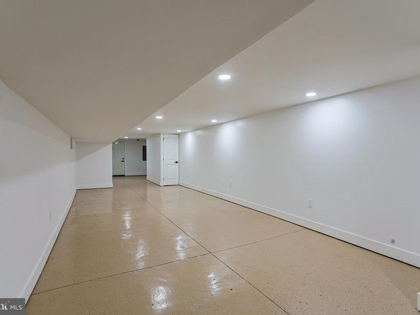 7415 Sprague Street, Philadelphia PA 19119