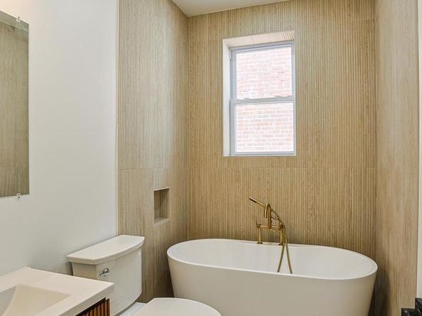7415 Sprague Street, Philadelphia PA 19119
