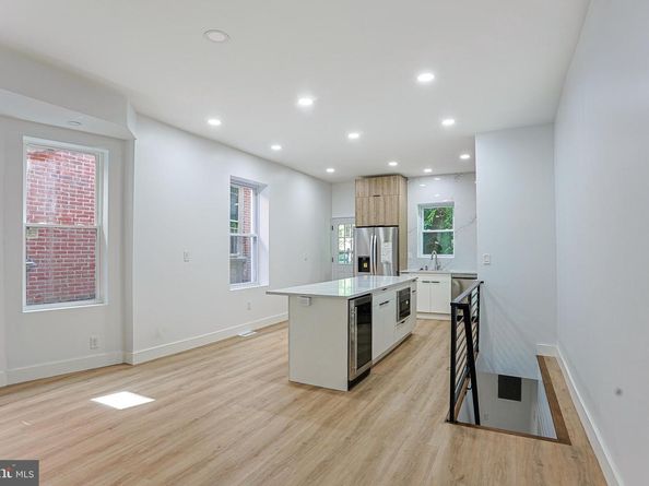 7415 Sprague Street, Philadelphia PA 19119