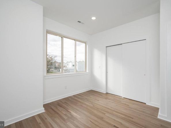 727 N 39TH Street, Philadelphia PA 19104