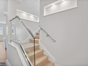 923 V Street NW 602, Washington DC 20001