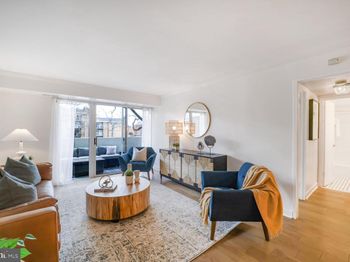 700 7TH Street SW