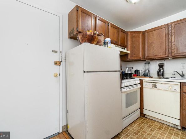 922 24TH Street NW 313, Washington DC 20037