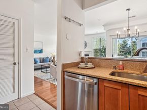 4691 Longstreet Lane 202, Alexandria VA 22311