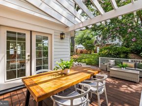 2717 38TH Street NW, Washington DC 20007