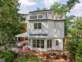 2717 38TH Street NW, Washington DC 20007