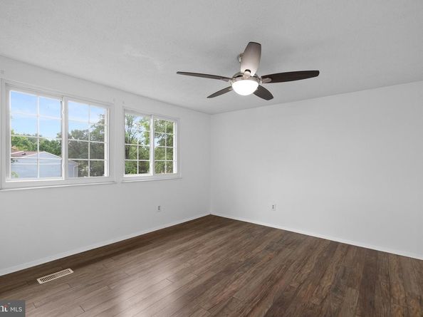 1610 Sierra Woods Drive, Reston VA 20194