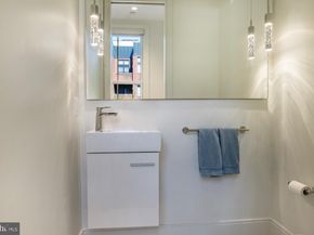 270 15TH Street SE 301, Washington DC 20003