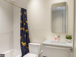 270 15TH Street SE 301, Washington DC 20003
