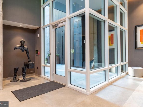 223 S 6TH Street PH, Philadelphia PA 19106