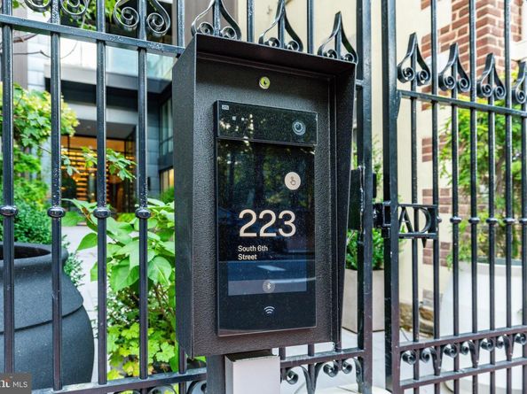 223 S 6TH Street PH, Philadelphia PA 19106
