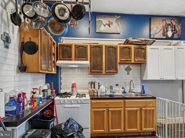 2410 Wharton Street, Philadelphia PA 19146