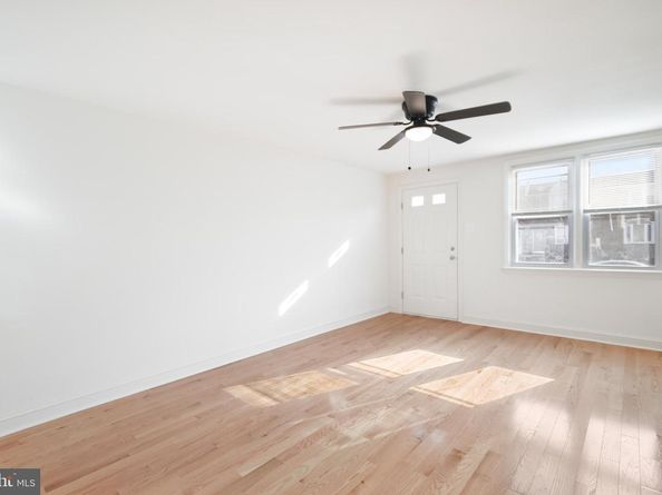 1237 Edgehill Road, Darby PA 19023