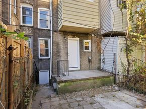 2039 S Aikens Street, Philadelphia PA 19142