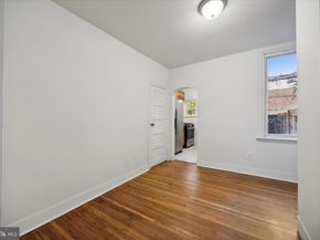 2039 S Aikens Street, Philadelphia PA 19142