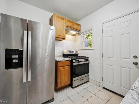 2039 S Aikens Street, Philadelphia PA 19142