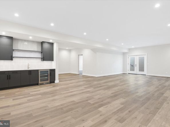 2929 N Greencastle Street, Arlington VA 22207