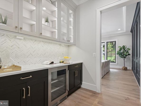 2929 N Greencastle Street, Arlington VA 22207