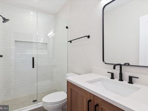 2929 N Greencastle Street, Arlington VA 22207