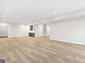 2929 N Greencastle Street, Arlington VA 22207