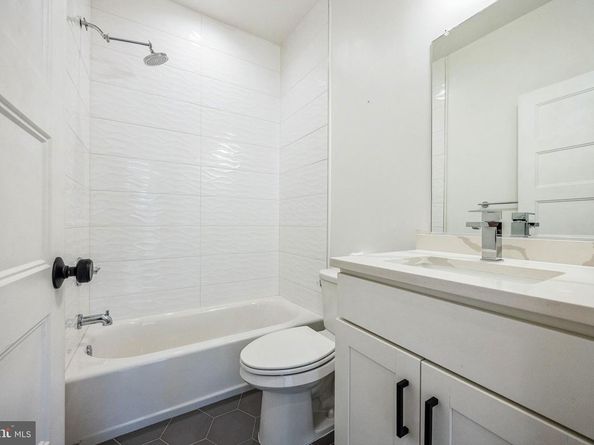 614 W Master Street 2, Philadelphia PA 19122