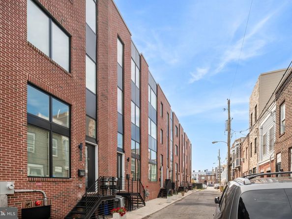 1315 S Capitol Street, Philadelphia PA 19146