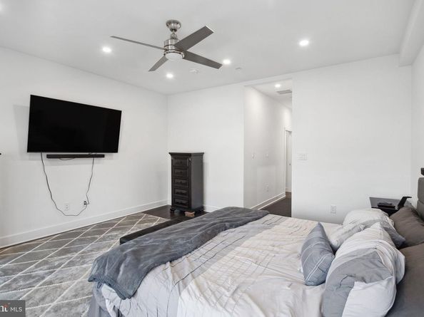 1315 S Capitol Street, Philadelphia PA 19146