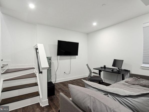 1315 S Capitol Street, Philadelphia PA 19146