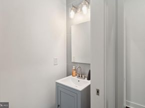 1315 S Capitol Street, Philadelphia PA 19146